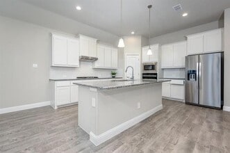 3077 Lionsgate Dr in Argyle, TX - Building Photo - Building Photo