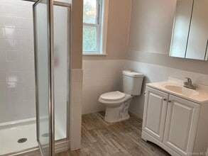 516 Marcellus Rd in Williston Park, NY - Building Photo - Building Photo
