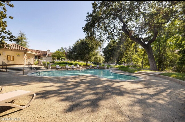 778 N Valley Dr in Westlake Village, CA - Building Photo - Building Photo