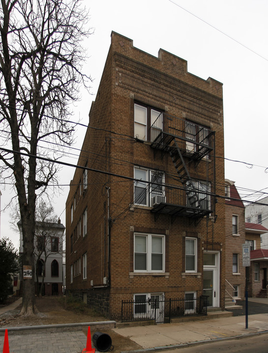 238-240 238 Ogden Ave in Jersey City, NJ - Foto de edificio