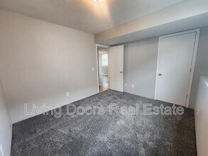 1748 N 27th St in Lincoln, NE - Foto de edificio - Building Photo