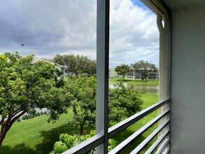 198 Dorset E in Boca Raton, FL - Building Photo - Building Photo