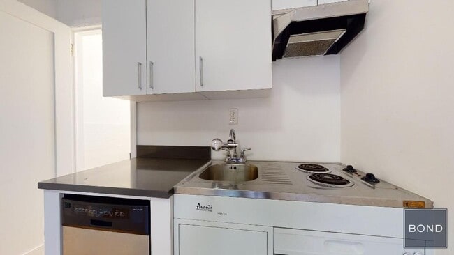 property at 49 W 11th St