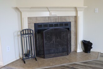 805 SW Sandrock Rd in Bentonville, AR - Building Photo - Building Photo