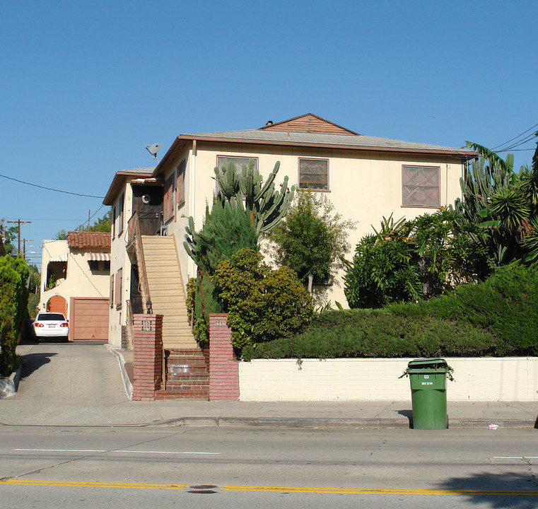 665-669 Silver Lake Blvd in Los Angeles, CA - Building Photo