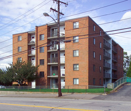 Quincy Place in Quincy, MA - Foto de edificio - Building Photo