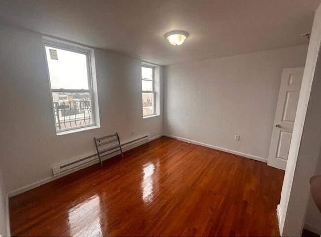 2703 Central Ave