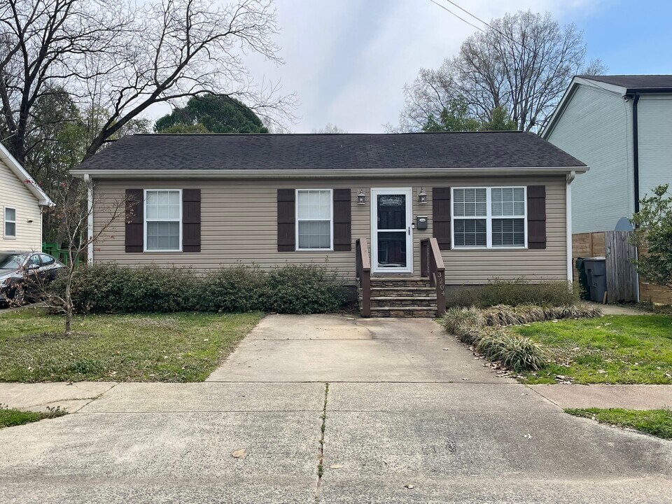3204 Wesley Ave in Charlotte, NC - Building Photo
