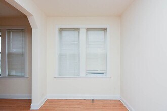 2600 N Kimball Ave in Chicago, IL - Building Photo - Building Photo