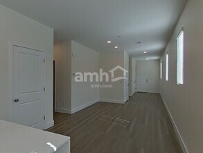 893 English Primrose St in Henderson, NV - Building Photo - Building Photo