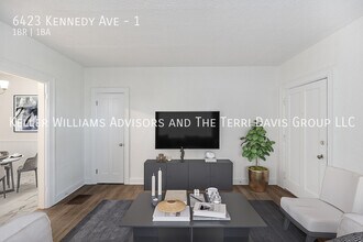 6423 Kennedy Ave-Unit -1 in Cincinnati, OH - Foto de edificio - Building Photo