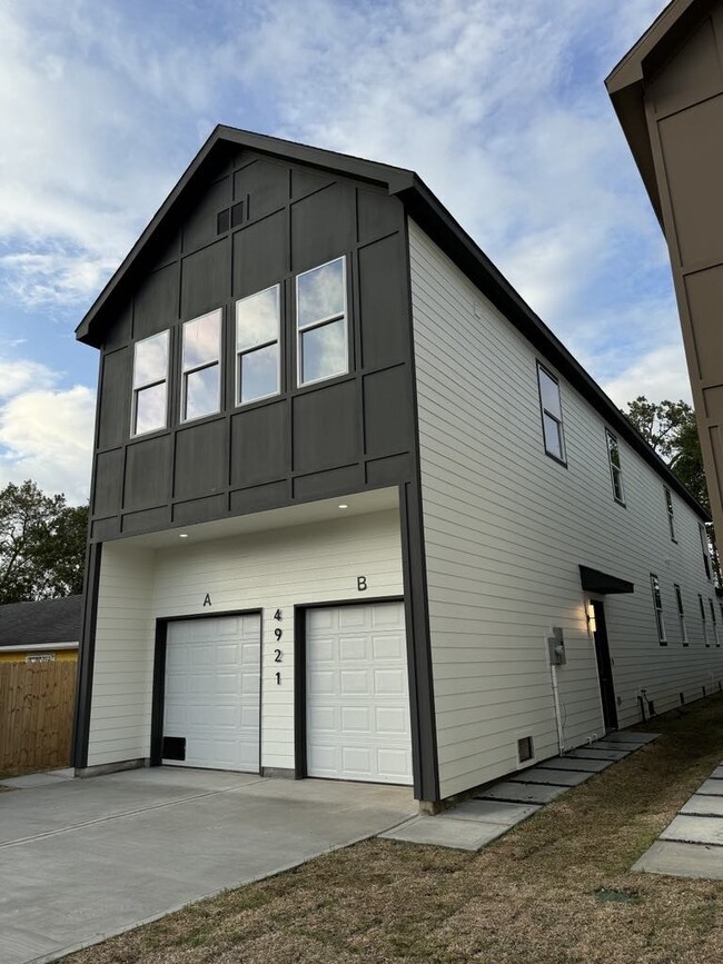 4921 Pederson St in Houston, TX - Building Photo - Building Photo