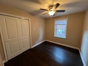 7526 Byron Pl in Clayton, MO - Building Photo - Building Photo