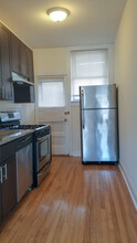 1930 W Winona St, Unit 3 in Chicago, IL - Building Photo - Building Photo