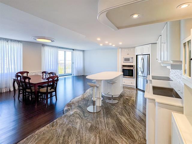 1115 Boul. Cavendish in Montréal, QC - Building Photo - Building Photo