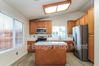 4726 Stuart St in Rocklin, CA - Building Photo - Building Photo