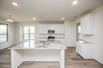 32402 Clouser Crawdad Ct in Fulshear, TX - Foto de edificio - Building Photo