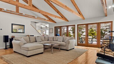 14 Glendale Rd in West Stockbridge, MA - Building Photo - Building Photo