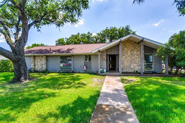 3130 Brookhaven Club Dr in Farmers Branch, TX - Building Photo