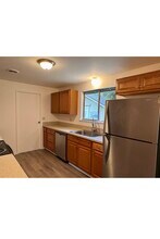 1511 Wood Ave in Sumner, WA - Building Photo - Building Photo