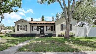 4063 2nd Ave N in St. Petersburg, FL - Building Photo - Building Photo