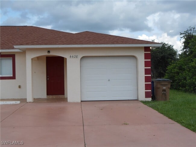4428 28th St SW in Lehigh Acres, FL - Building Photo - Building Photo
