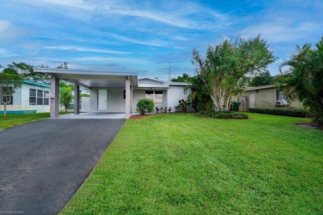 120 SW 29th Terrace in Fort Lauderdale, FL - Building Photo - Building Photo
