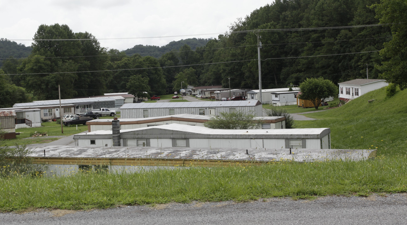 Exit 19 Mobile Home Park in Abingdon, VA - Building Photo