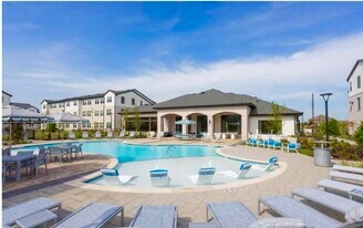 10203 Karsten Rd in Rosharon, TX - Building Photo