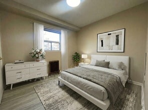 431 Martha St in Burlington, ON - Building Photo - Building Photo