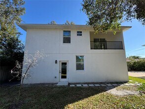 1039 53rd Ave N in St. Petersburg, FL - Building Photo - Building Photo