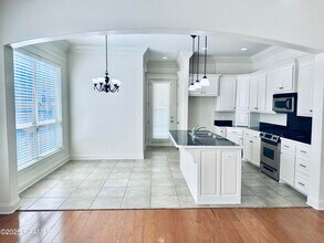 108 Laguna Ln in Lafayette, LA - Building Photo - Building Photo