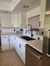 3062 Eastland Blvd in Clearwater, FL - Building Photo - Building Photo