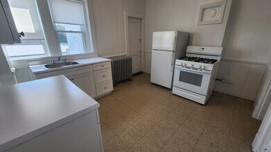 11 Keswick St, Unit 34-5 in Boston, MA - Building Photo - Building Photo