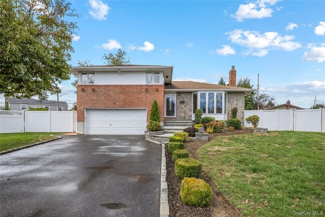 property at 9 Bart Ct