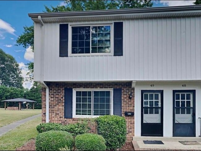 property at 1002 Willow Dr