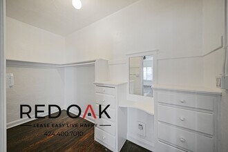 854 S Oxford Ave, Unit 503 in Los Angeles, CA - Building Photo - Building Photo