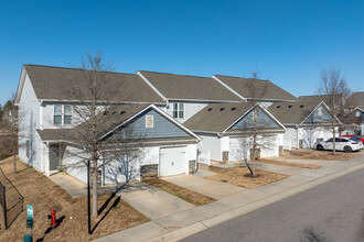 Riverwood Ranch Townhomes in Clayton, NC - Building Photo - Primary Photo