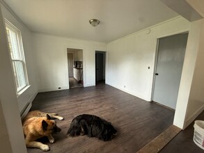 12 Grove St in Cairo, NY - Building Photo - Building Photo