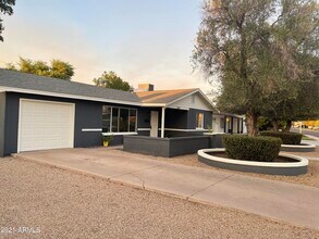 1816 E Minnezona Ave in Phoenix, AZ - Building Photo - Building Photo