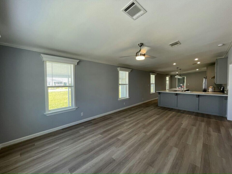 3608 Campari Dr in Ellenton, FL - Building Photo