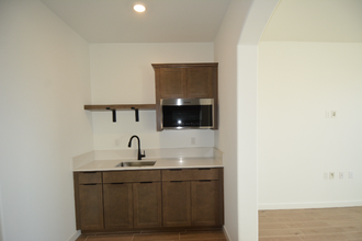 7414 Lemon Mdw Pl in Bakersfield, CA - Building Photo - Building Photo