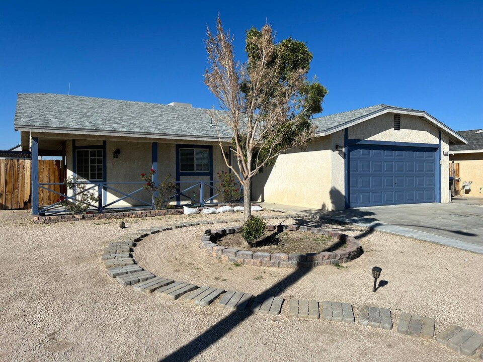 1128 Argus Ave in Ridgecrest, CA - Building Photo