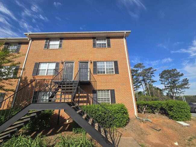 property at 2165 S Milledge Ave