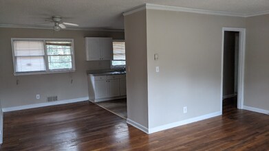 2417 Ousley Ct in Decatur, GA - Building Photo - Building Photo