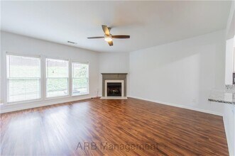 4922 Sherwood Way in Cumming, GA - Building Photo - Building Photo