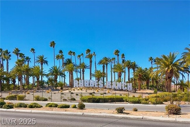 property at 278 Duck Hollow Ave