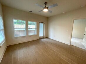 1350 W Taylor St in Sherman, TX - Building Photo - Building Photo