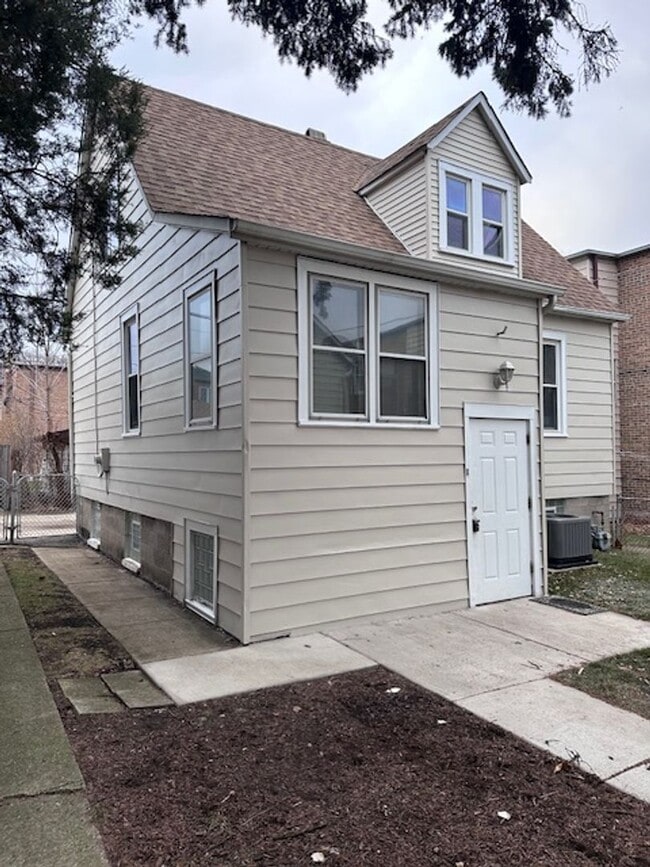 property at 6504 S Kilpatrick Ave