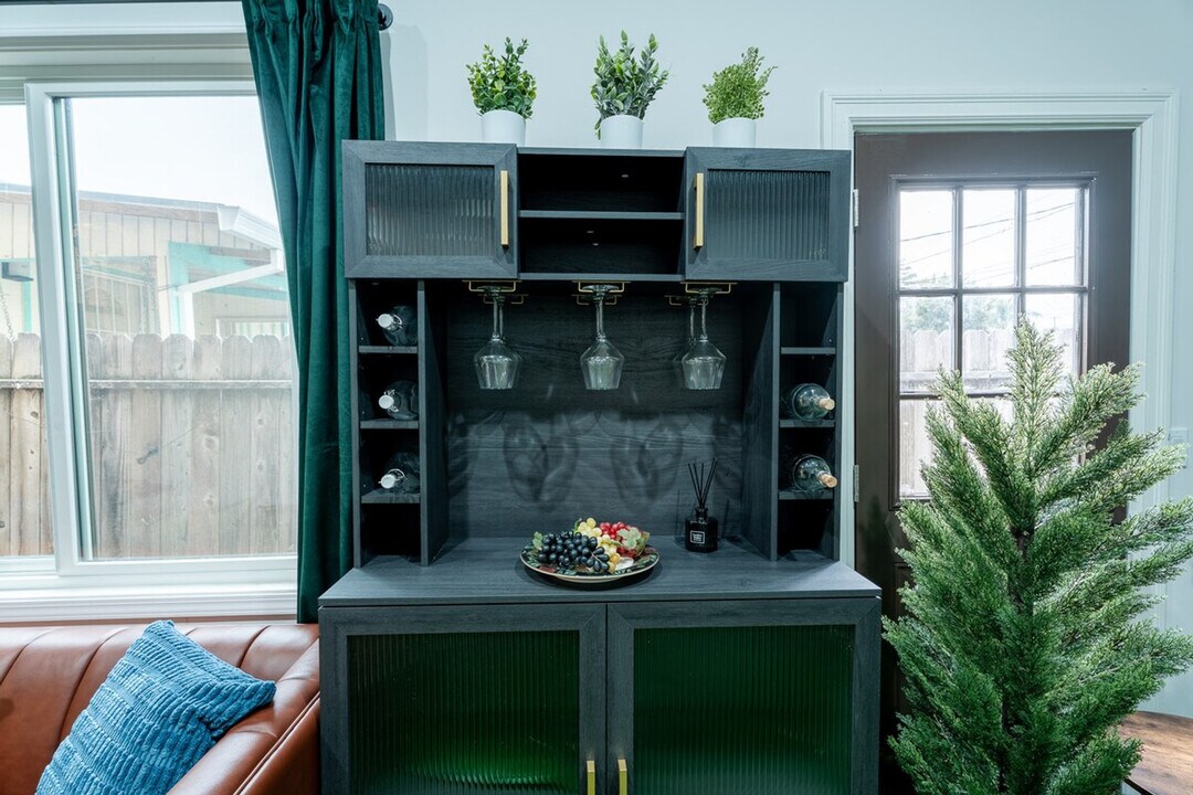 2732 Fair Oaks Ave in Redwood City, CA - Building Photo